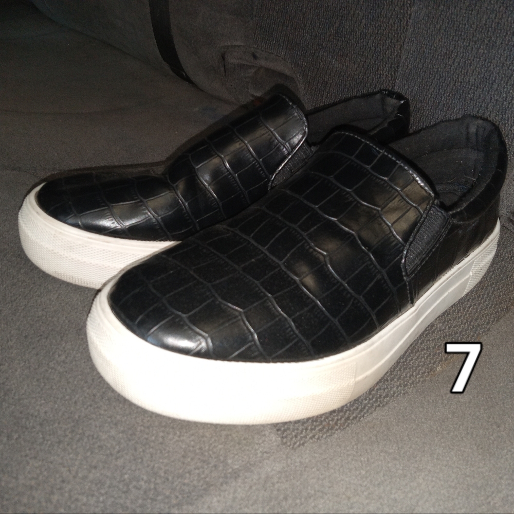 soda slip ons